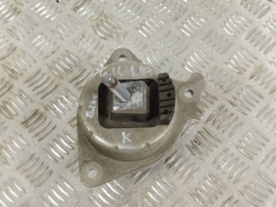 Alfa romeo giulietta 2012 кронштейн / кронштейн двигателя фото №1