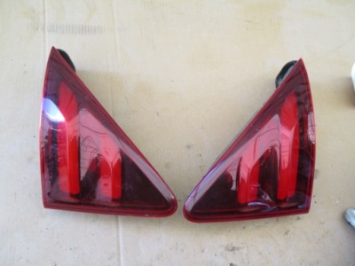 Peugeot 3008 i lift 2014-16 лампа ліва w кришка фото №1