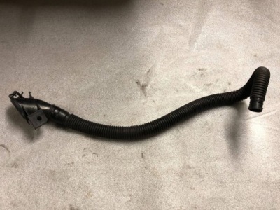 Труба трубка заливной распылителя bmw 5 e60 e61 7066836 фото №1