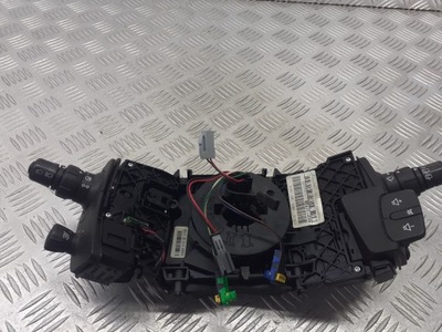 Подрулевой переключатель света renault scenic ii 1.5 dci 8200127728 фото №1