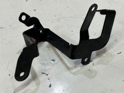 Кронштейн кронштейн vw touareg 7p 7p0937539b фото №1