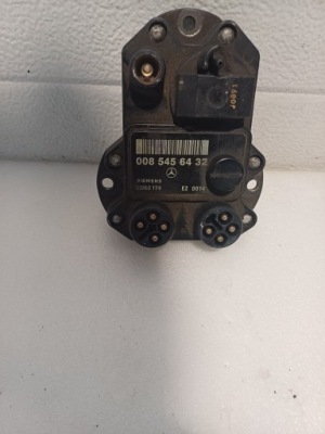 Модуль зажигания mercedes w 124 0085456432 фото №1