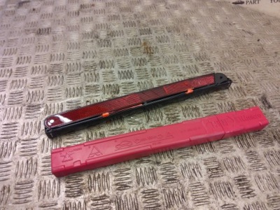 Opel insignia a 2015 треугольник предупредительный фото №1