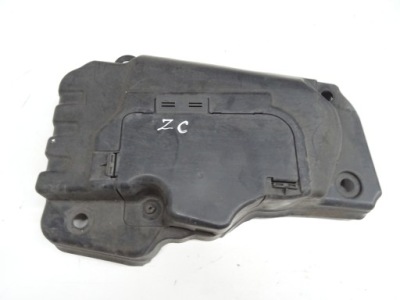 Opel zafira c кронштейн бака жидкость adblue фото №1