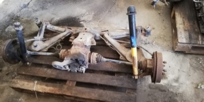 Bmw e30 подрамник задняя подвеска комплект балка фото №1