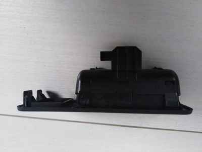 Bmw g30 g31 кнопка задній кришки фото №1