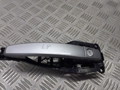 Ручка левая передняя наружная opel zafira b 1.9 cdti фото №1