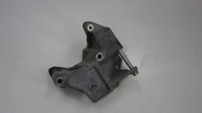 Volvo кронштейн кронштейн подушка двигателя 6g926p096fc фото №1