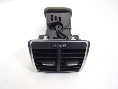 Audi q3 lift решітка обдув задня 8u0819203a фото №1