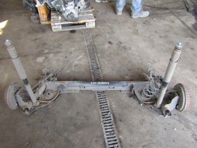 Подвеска балка ось задний  dacia sandero 3 stepway фото №1