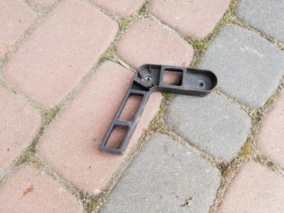 Напрямна бампера opel insignia задня лівий 13239119 фото №1