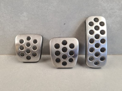 Накладки на педалі хром механічна коробка передач оригінал opc opel insignia a фото №1