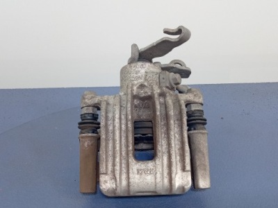 Seat arona 1.0 tsi суппорт тормозной задняя правый фото №1