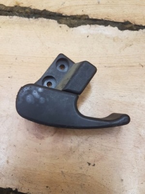 Ручка открывания капот audi a3 8l lift фото №1