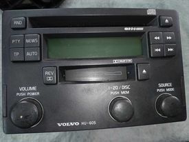 GROTUVAS SU RADIJO IMTUVU VOLVO OE 30887084 