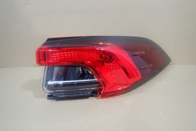 Лампа права задня задня toyota corolla e21 sedan 19- фото №1