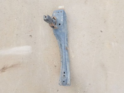 Подрамник передние toyota corolla e120 e130 фото №1