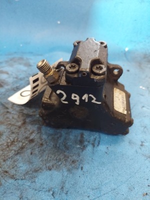 Насос впрыскная matrix 1.5 crdi 044501050 фото №1