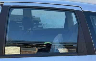 Скло двері задня ліва chevrolet aveo ii t255 фото №1