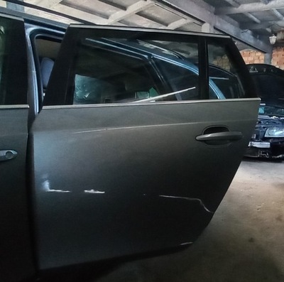 Дверь задние левая bmw e61 kombi a08 фото №1