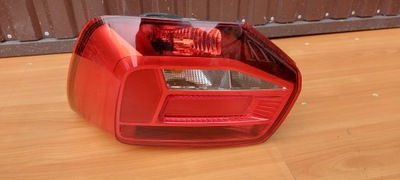 Audi q2 q2 лампа задня ліва задня 81a945070b фото №1