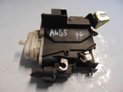Замок двері правий перед audi a4 b5 8d1837016a фото №1