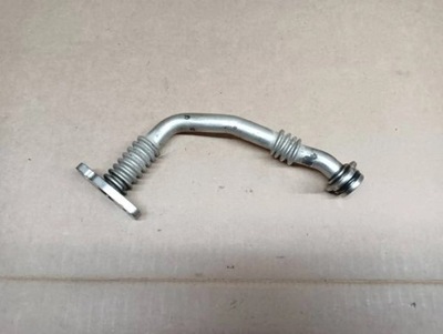 04l145736e труба шланг турбіни audi a4 8w a3 8v golf vii фото №1