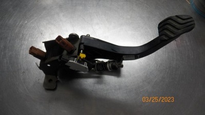 PEDAL CONJUNTO DE EMBRAGUE RENAULT KADJAR 465034208R  