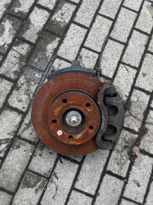 Renault master iii поворотний кулак правий перед фото №1