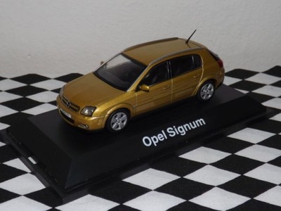 Opel Signum 1:43 Schuco