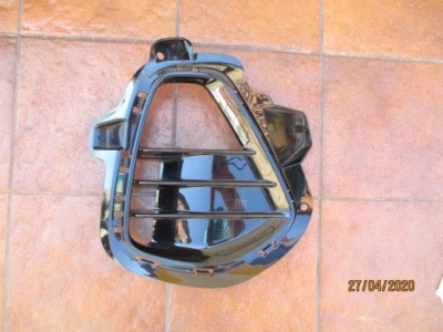 Hyundai i30 решётка заглушка правая перед фото №1