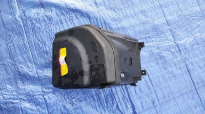 Корпус коробка предохранителей peugeot partner ii citroen berlingo iii 08- фото №1