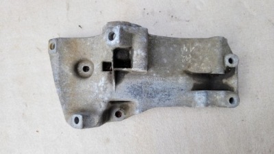 Audi a2 fabia 1.4 кронштейн генератора 036145169a фото №1