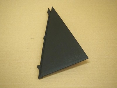 Заглушка трикутник накладка двері правий задня kia niro фото №1