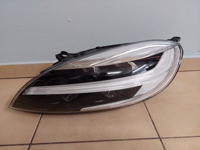 Volvo v40 full led mid led ліва фото №1