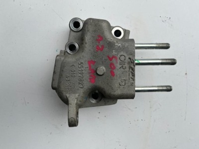 Fiat 500 1.2 кронштейн двигуна фото №1