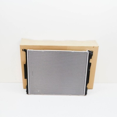 Bmw 3 f30 f31 двигун cooling радіатор 8482623 17118482623 фото №1