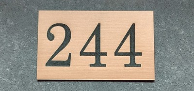 Numer na drzwi tabliczka samoprzylepna