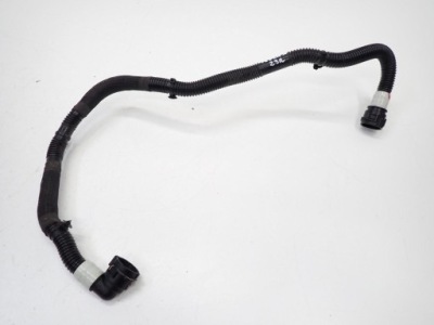 Пабтрубок  шланг трубка воды 1077585-00-f tesla model x 3d1 3d8 23r фото №1