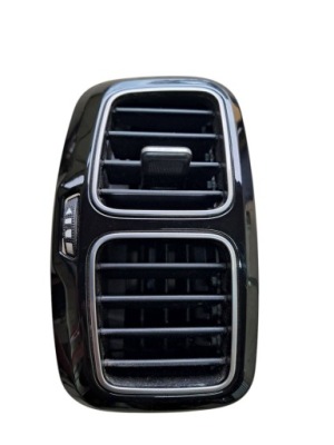 Ґрати обдув рамка citroen c5 aircross 2017- фото №1