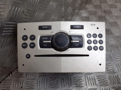 Радио заводской opel corsa d 13262382 фото №1