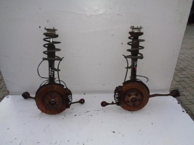 Поворотний кулак ступиця лівий перед bmw x3 e83 2.5i фото №1