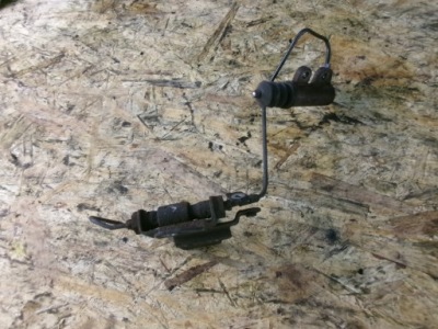 Toyota avensis ii t25 циліндр зчеплення помпа 2.2 d-cat фото №1