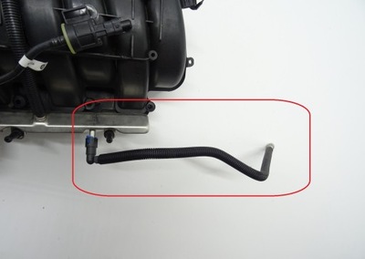 2015 challenger 6.4 srt шланг пального живильний трубка молдинг упорскування фото №1