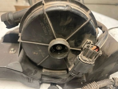 Bmw m3 2009 насос воздуха вторичного фото №1