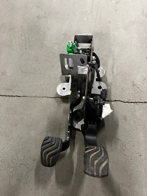 Педали gaz тормоз механическая коробка передач renault scenic iv фото №1