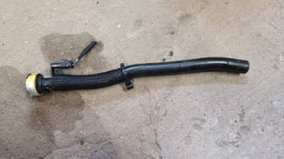 Opel crossland 1.2 b шланг вентиляция картера 9804264280 фото №1