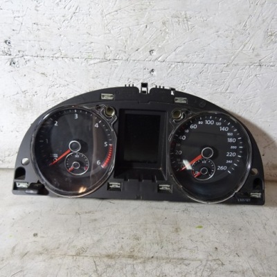 Vw passat b6 1.6tdi счетчик 3c0920872b фото №1