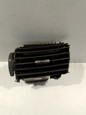 Peugeot 407 решётка обдув боковая правая 9644589377 оригинал фото №1