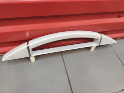 Jeep cherokee liberty kk 07-12r. кронштейн ручка консолі сіра гумовий елемент оригінал фото №1